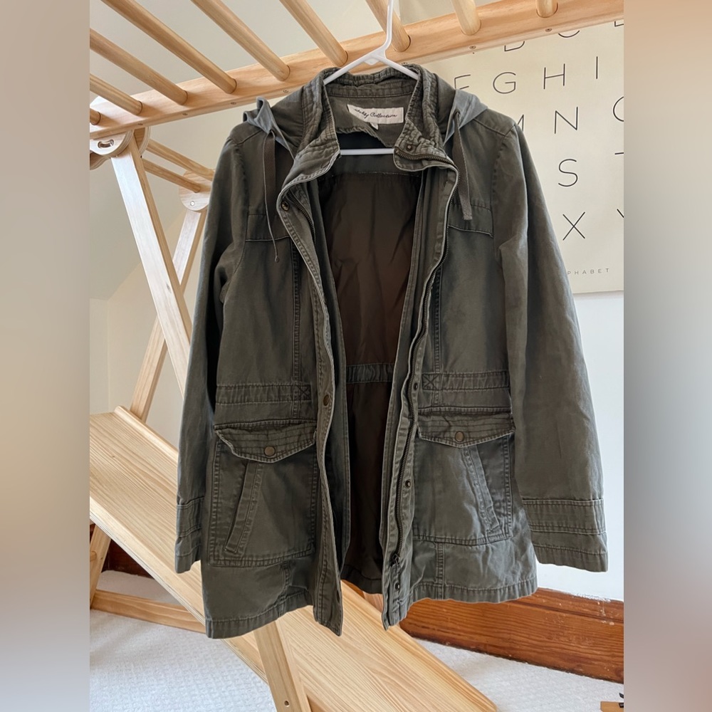 Olive green canvas jacket.